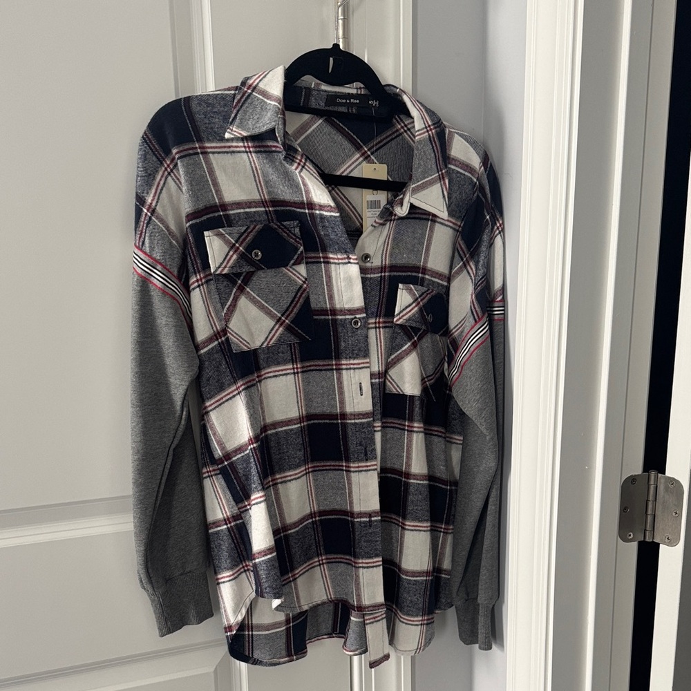 Doe & Rae Navy mixed media sweat and flannel Shirt NWT Sz small